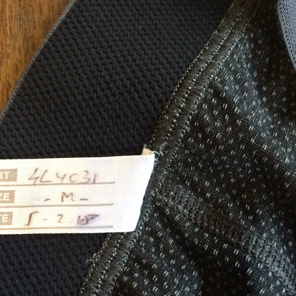 Adidas ⭐️1 of a kind⭐️ SAMPLE Capri Training Pants - Picture 7 of 8